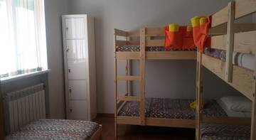Фото номера Койко-место в общем номере Хостел Vagon г. Барнаул 4