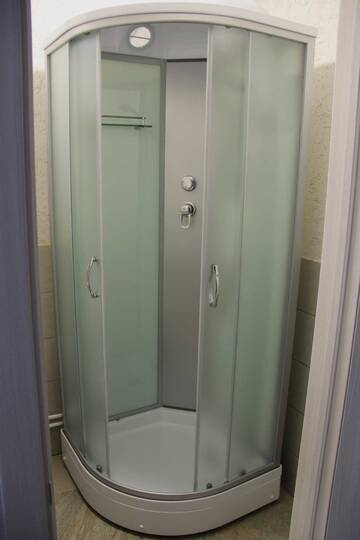 Фото номера Двухместный номер с 2 отдельными кроватями Отель Demidov г. Барнаул 6