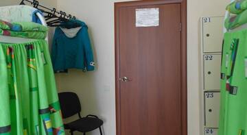 Фото номера Спальное место на двухъярусной кровати в общем номере для женщин Гостиница Hostel in Centre г. Барнаул 3
