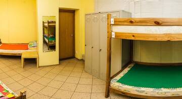 Фото номера Кровать в общем четырехместном номере для женщин Гостиница Хостел Барнаул г. Барнаул 2